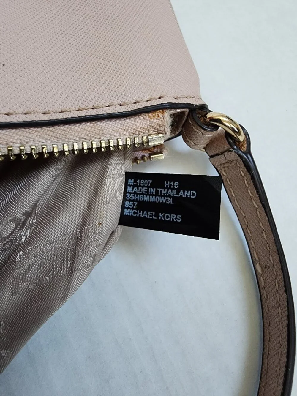 Michael Kors Jet Set Saffiano Leather Convertible Wristlet - Pale Pink - Picture 7 of 7